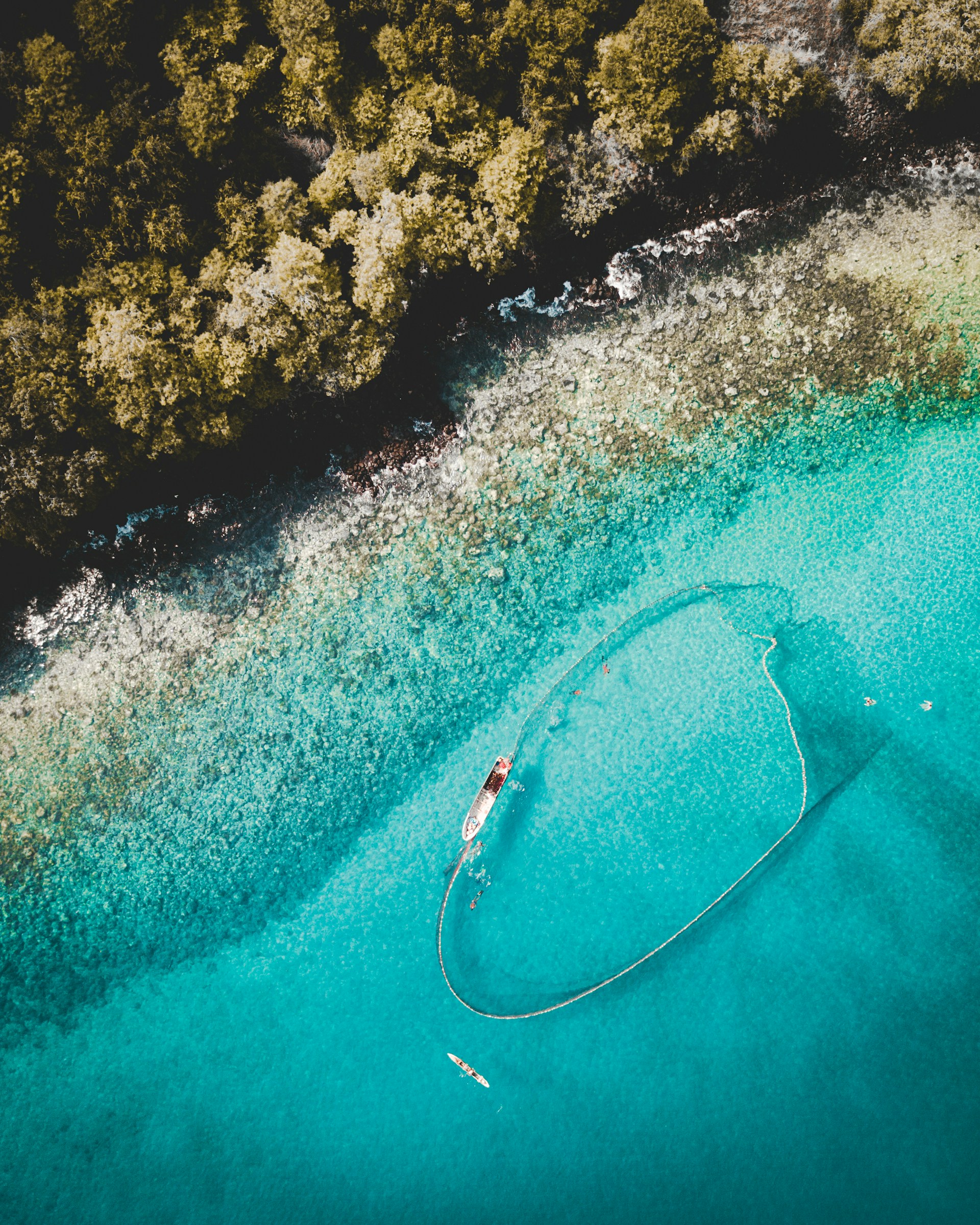 Plage du Sao Tomé-et-Principe, bateau de pêche